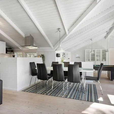 Tv1725-albaek-lyngstien-5 * Ålbæk